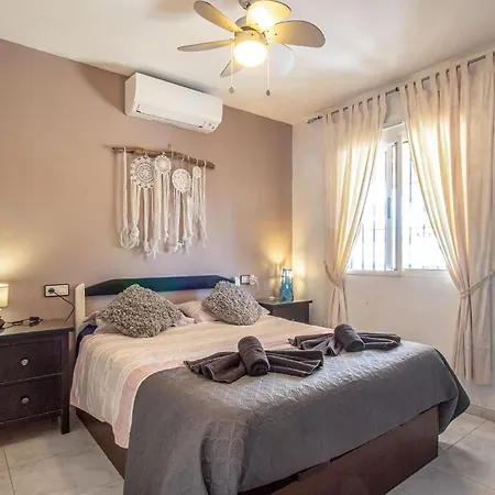 Apartamento Urb La Siesta *